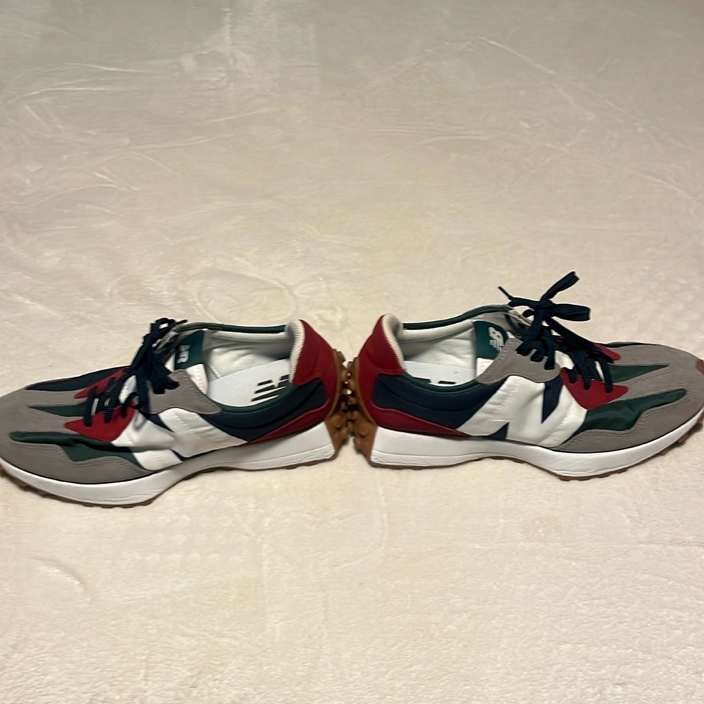 New Balance 327 in unique color worn 2 times